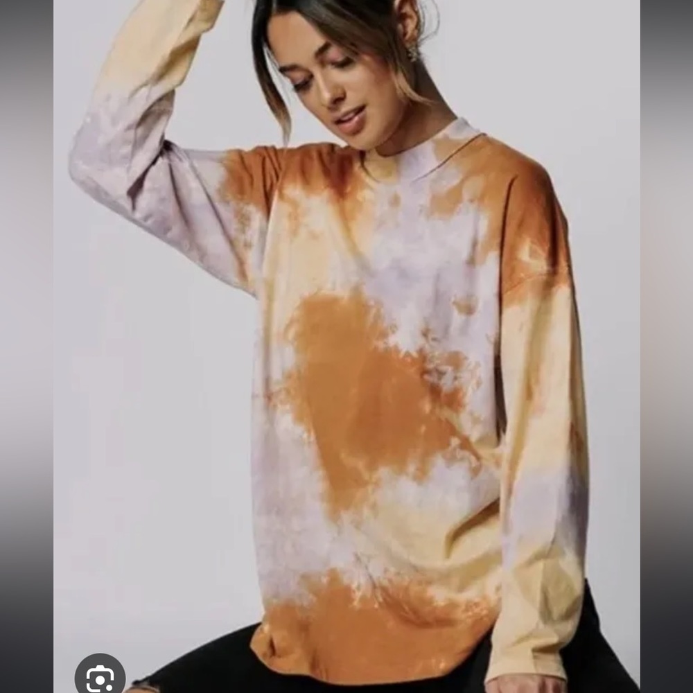 WE THE FREE tye dye long sleeve tee